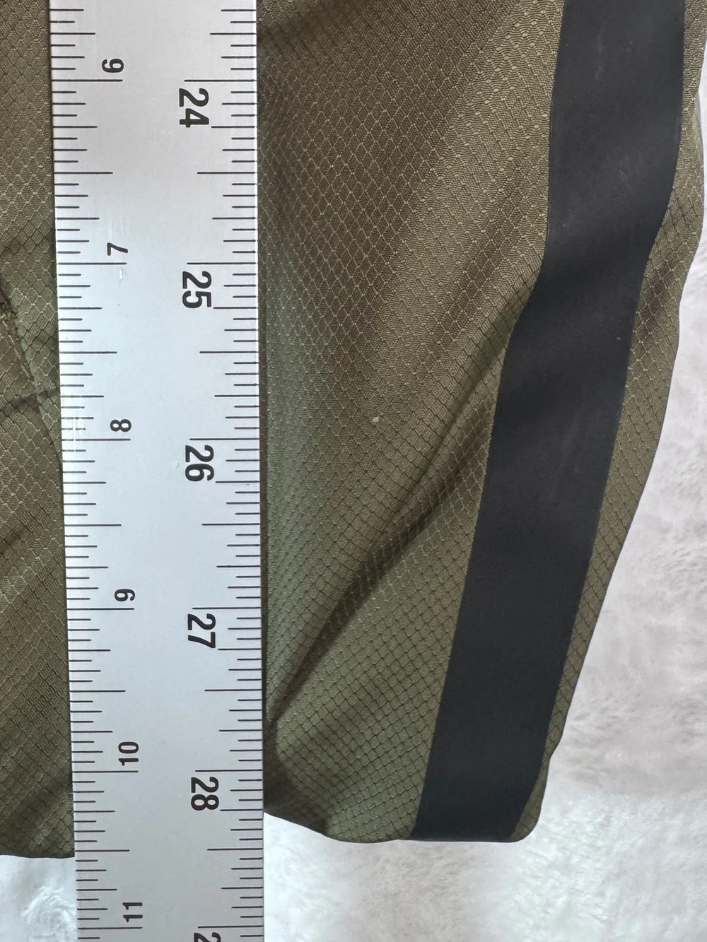 Adidas ClimaWarm Men’s 2XL Olive Green Insulated Full Zip Vest NWT